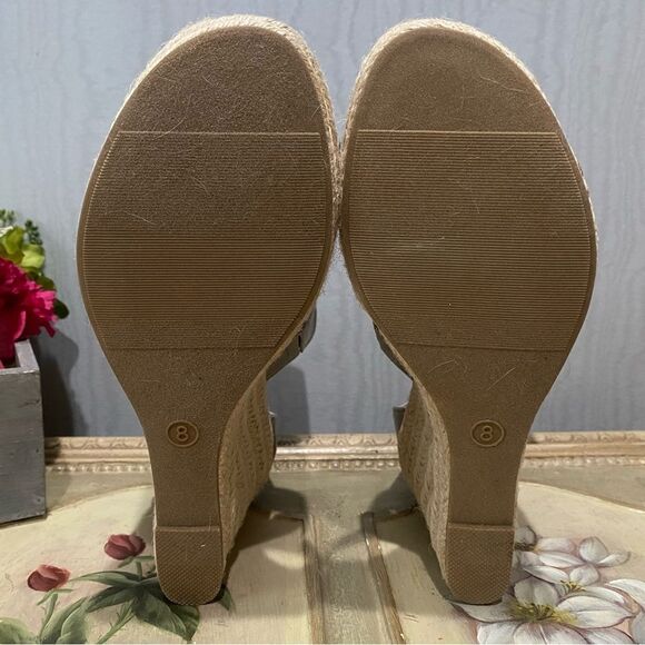 Dolcetta Suze Espadrille Wedges Faux Suede Smoke Gray Back Zip Sz 8 NWT - Picture 11 of 15